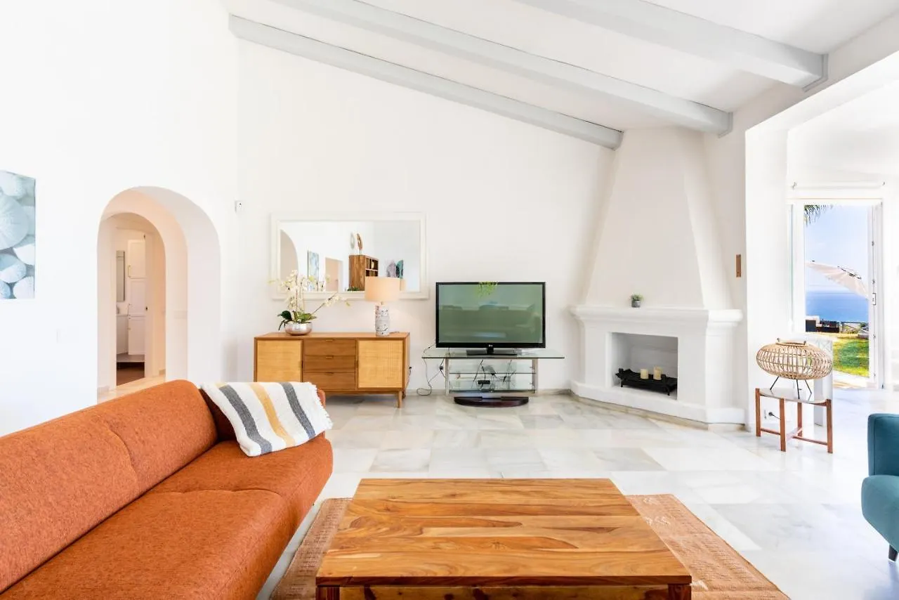 Villa Cabopino - Golfside Villa With Spectacular Ocean Views